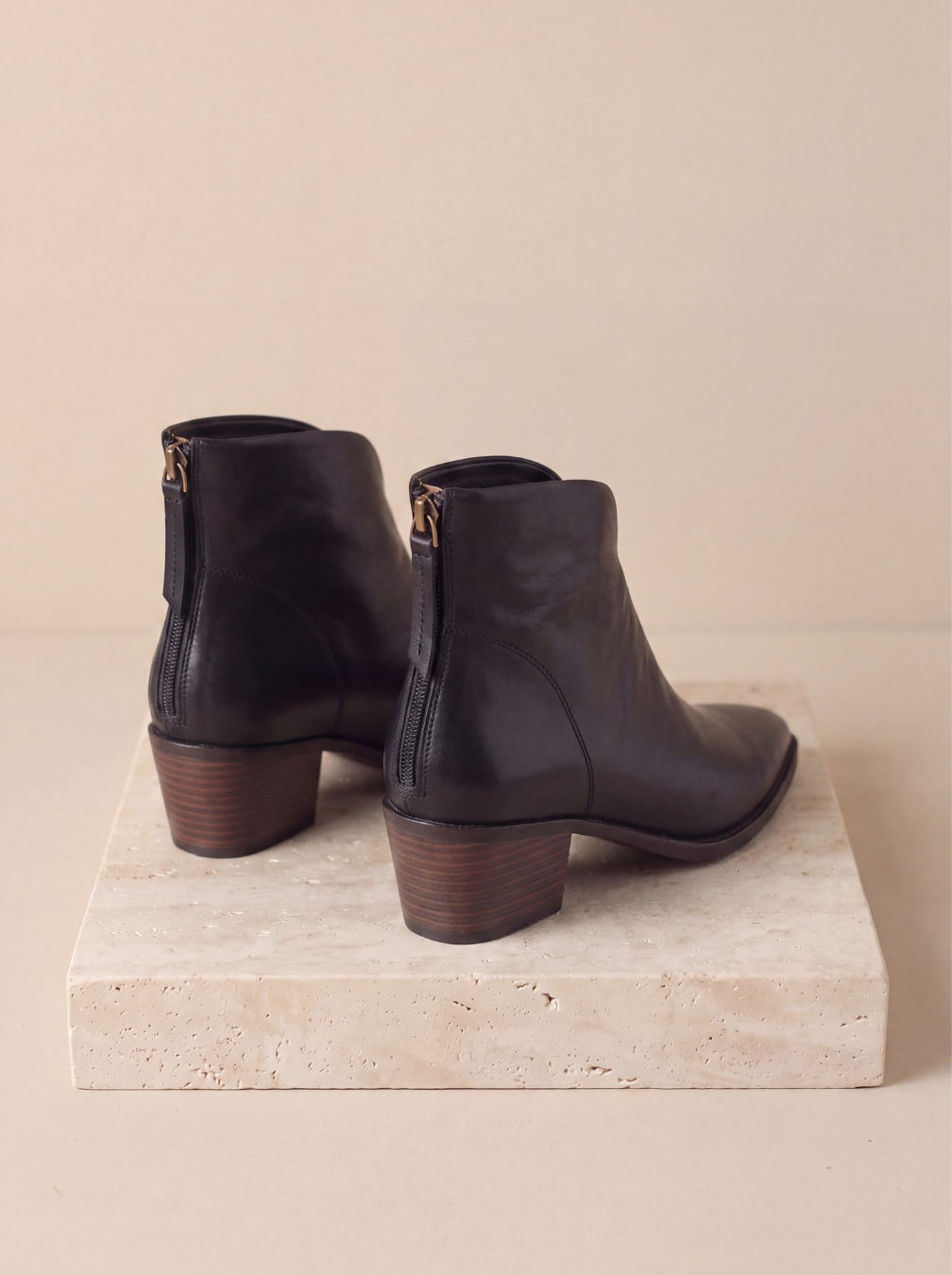 Leather ankle boots for women