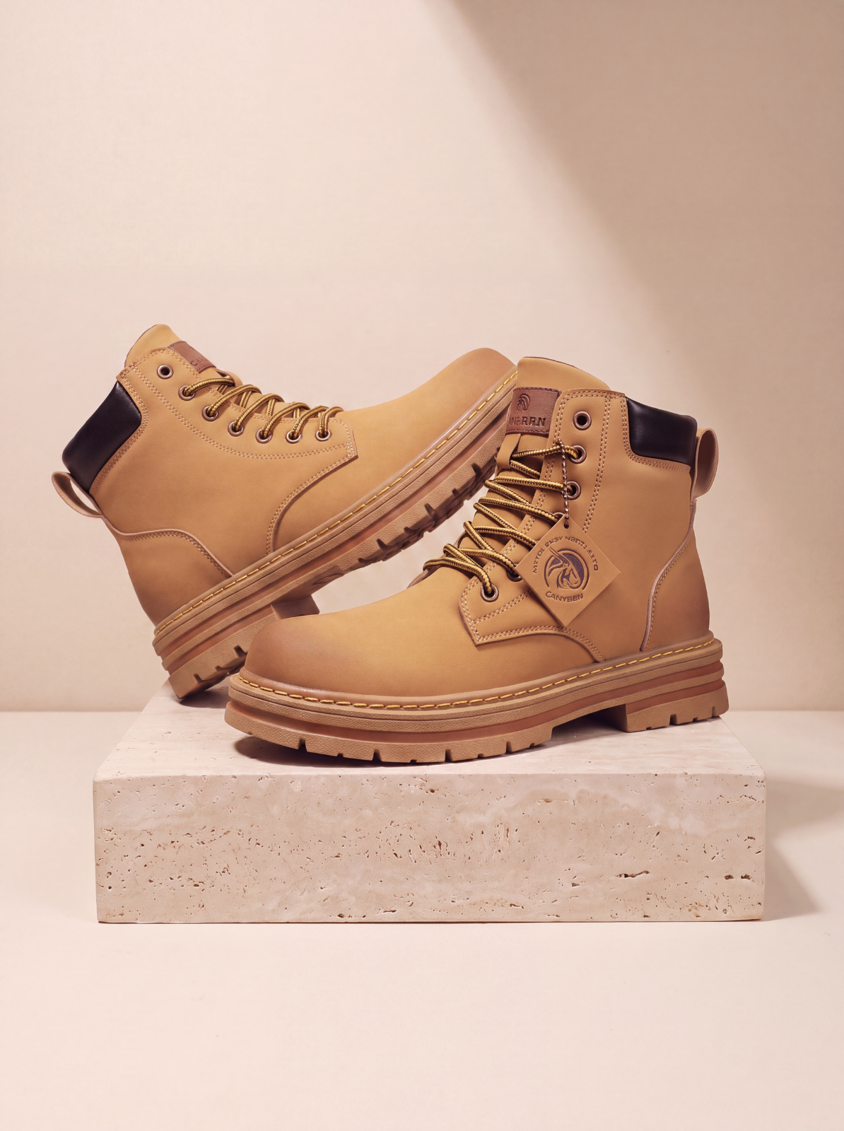 Men's lace-up boots