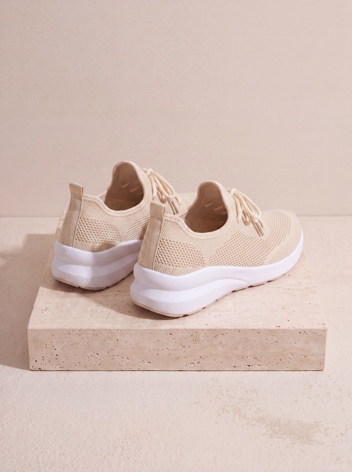 Lace-up platform trainers women