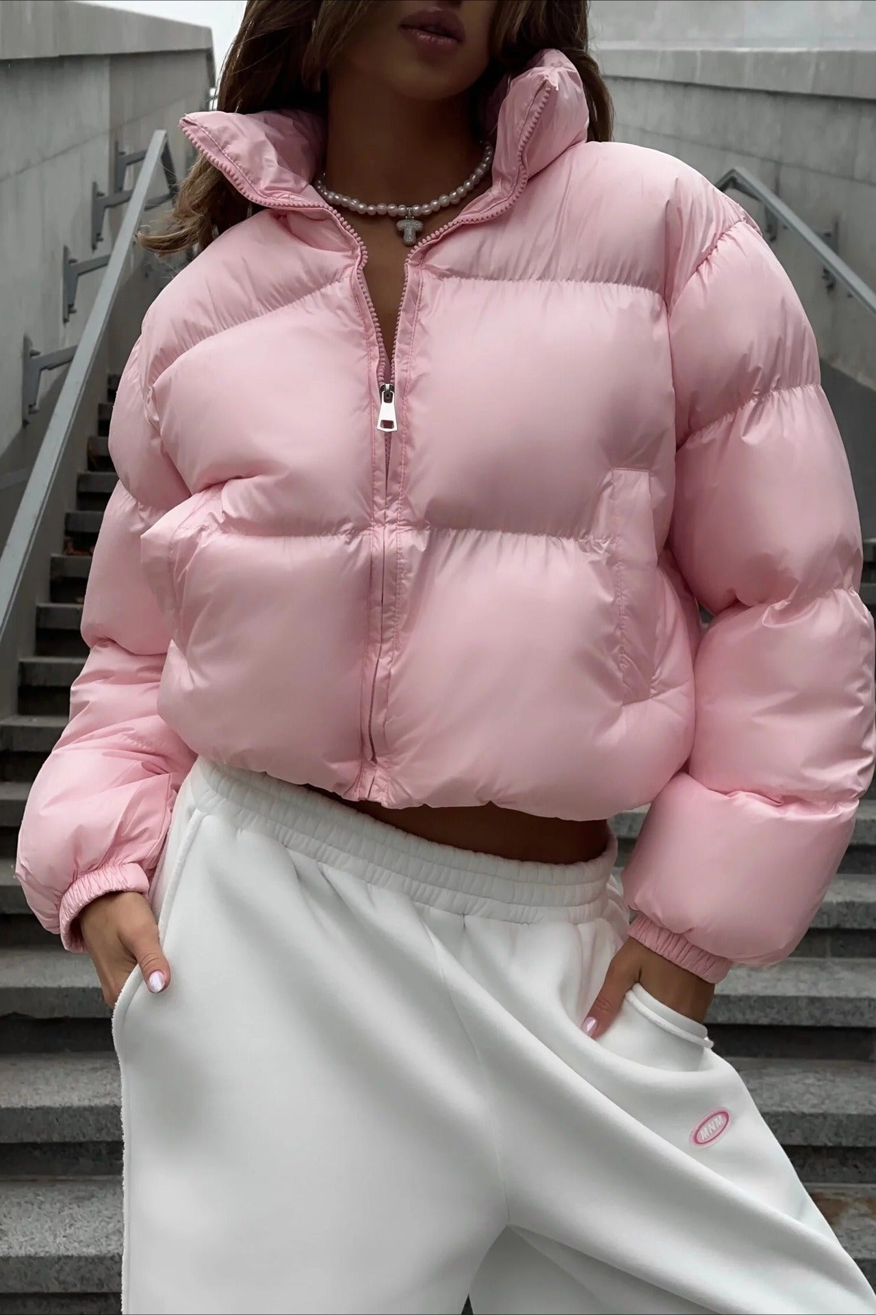Cotton puffer jacket with quilted design and loose fit for women
