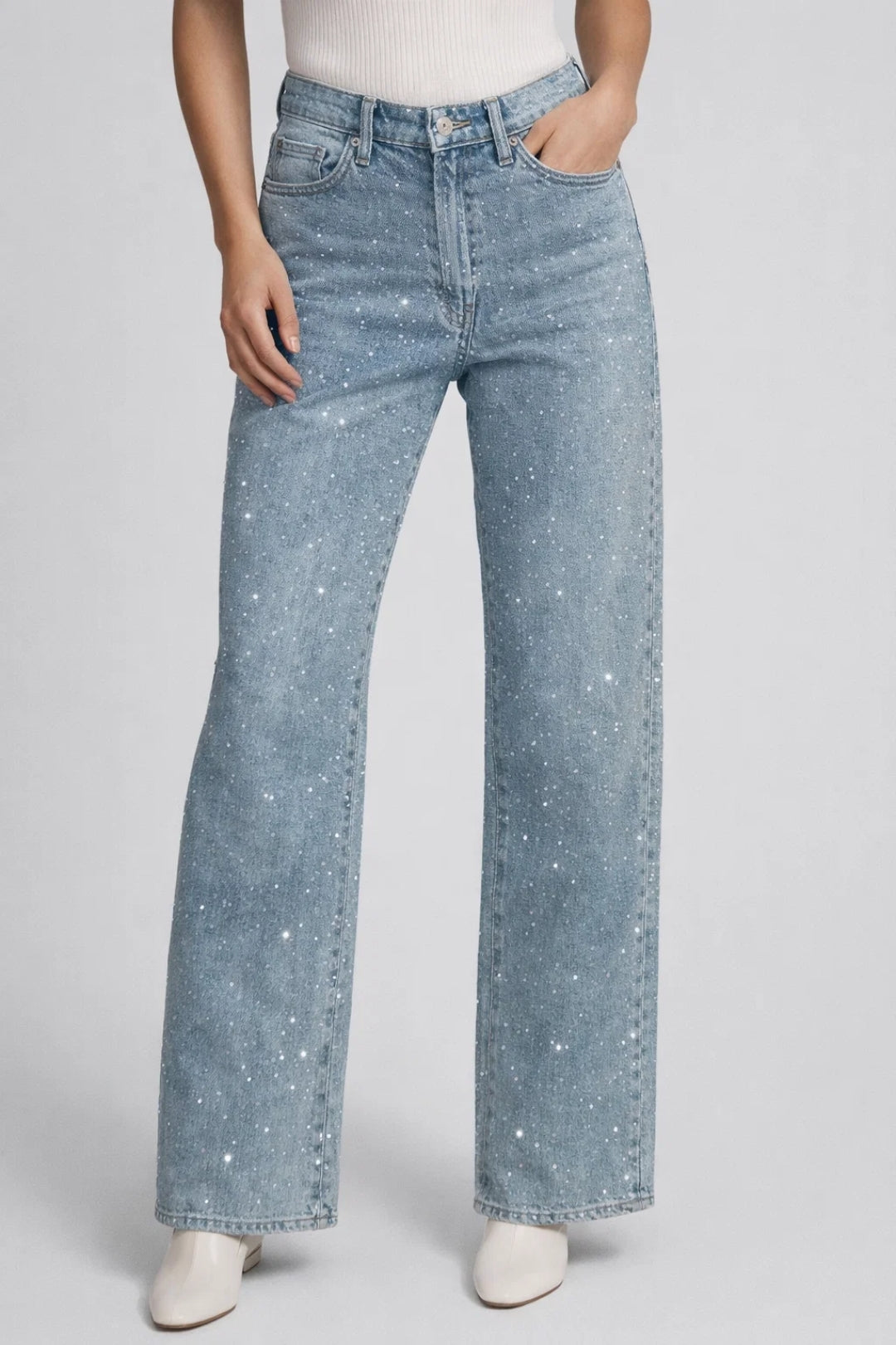 Women's cotton high waist straight jeans with speckled denim finish