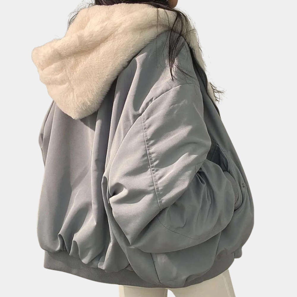 Puffer jacket with drawstring hem and zip pockets