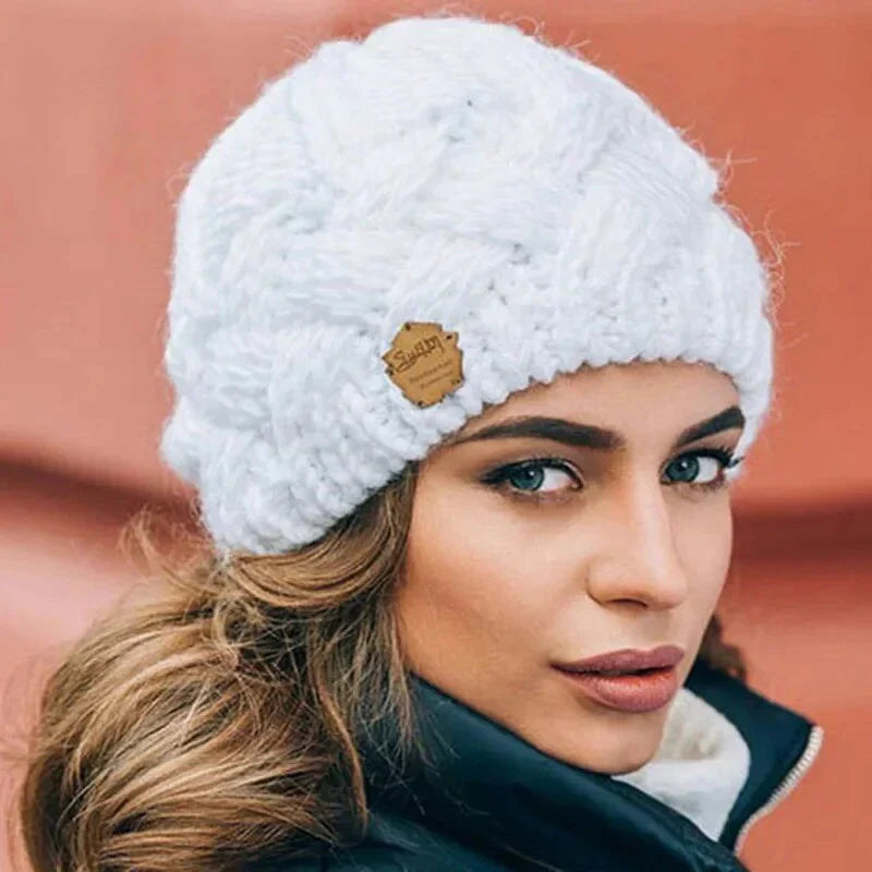 Bonnet Tricoté Torsadé Femme