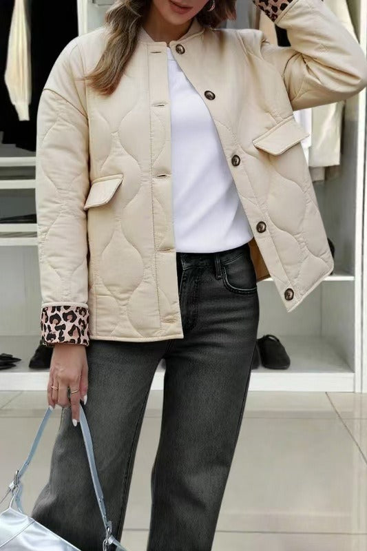 Women's quilted jacket with polyester fill and relaxed cut