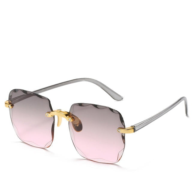 UV400 sunglasses suitable for driving and travel