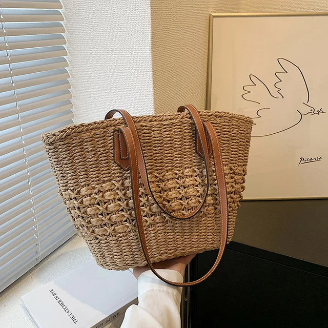 Cotton woven shoulder bag for women in khaki – front view