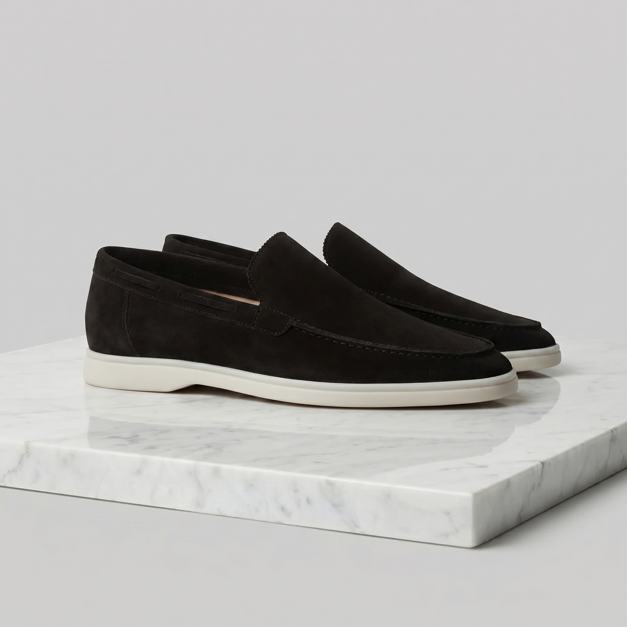 Casual loafers with a refined finish