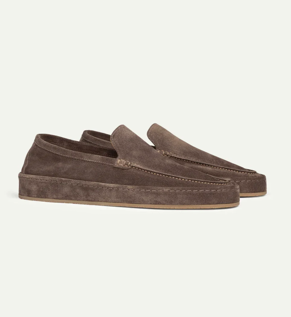 Suede slip-on with reinforced heel standard fit men