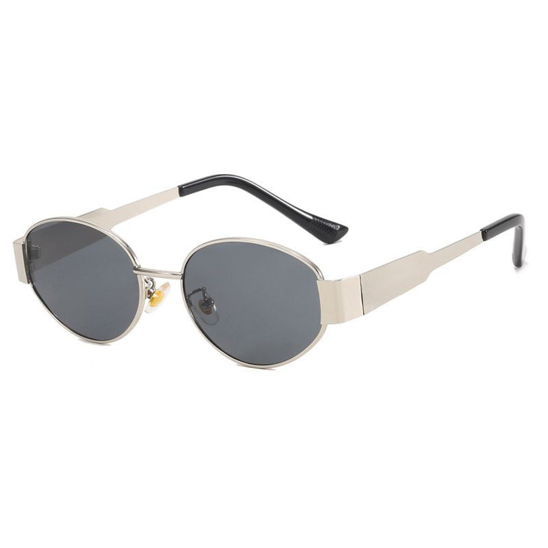 Women's metal frame sunglasses in black and silver, full-frame construction, refined eyewear
