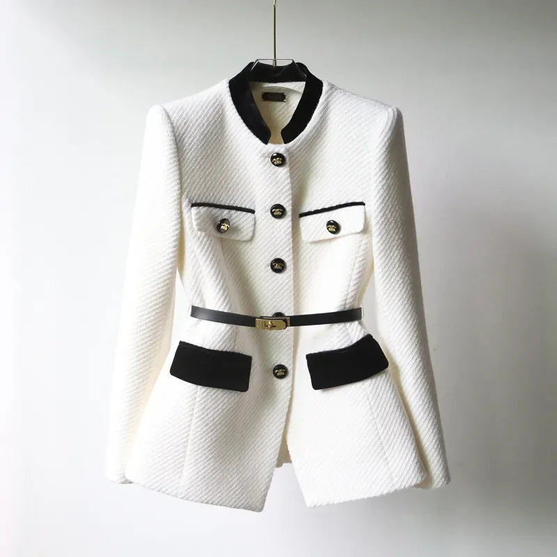 Fitted wool blazer with long sleeves and structured shoulder pads
