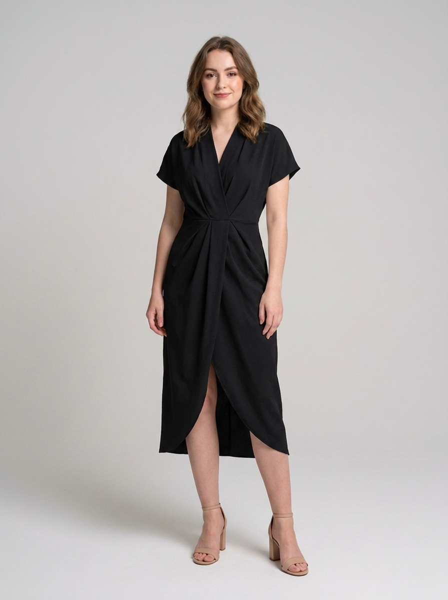 Relaxed wrap dress for casual occasions
