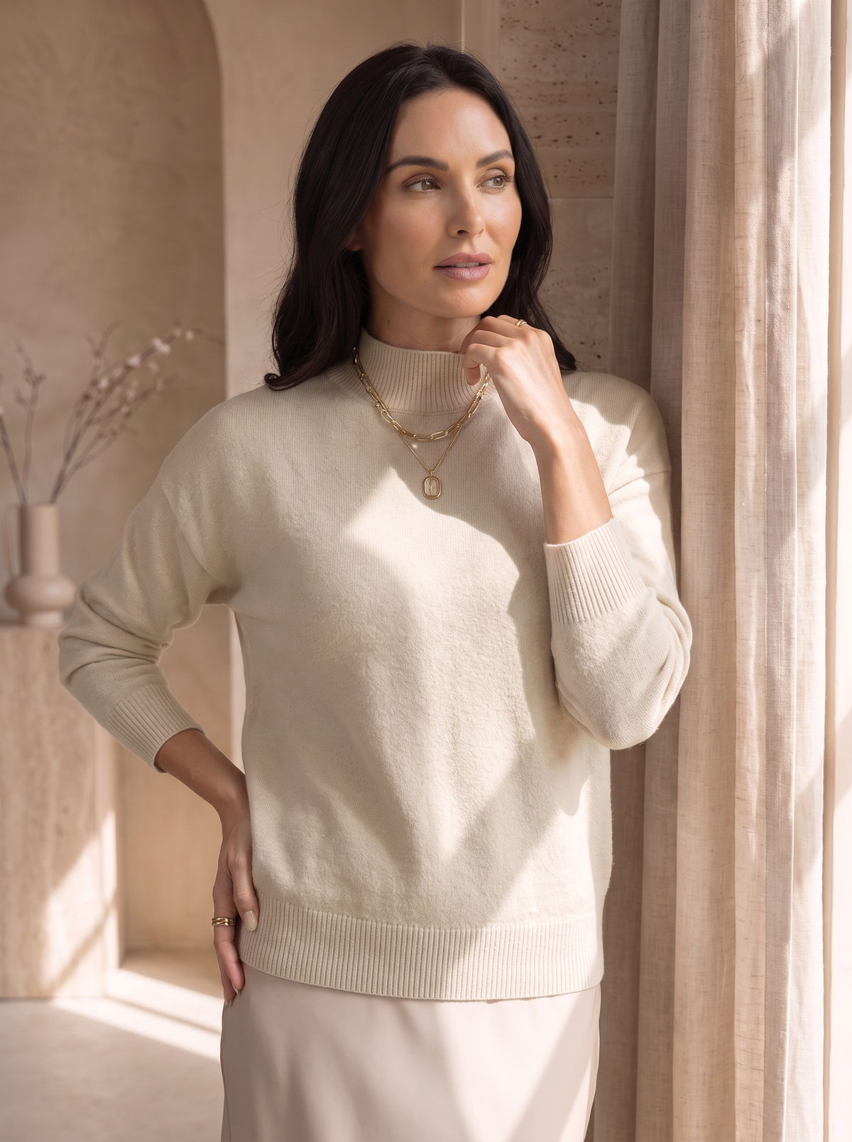 Classic knit jumper for women