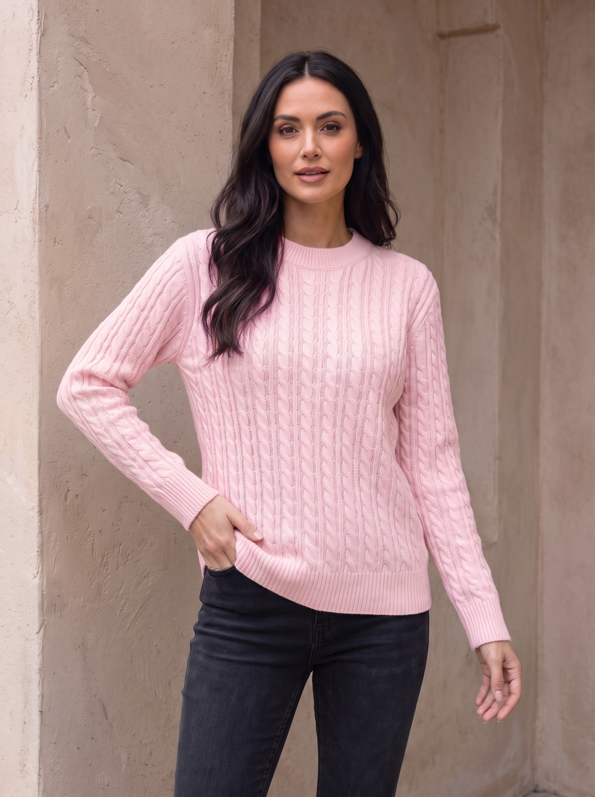 Crew neck wool sweater women