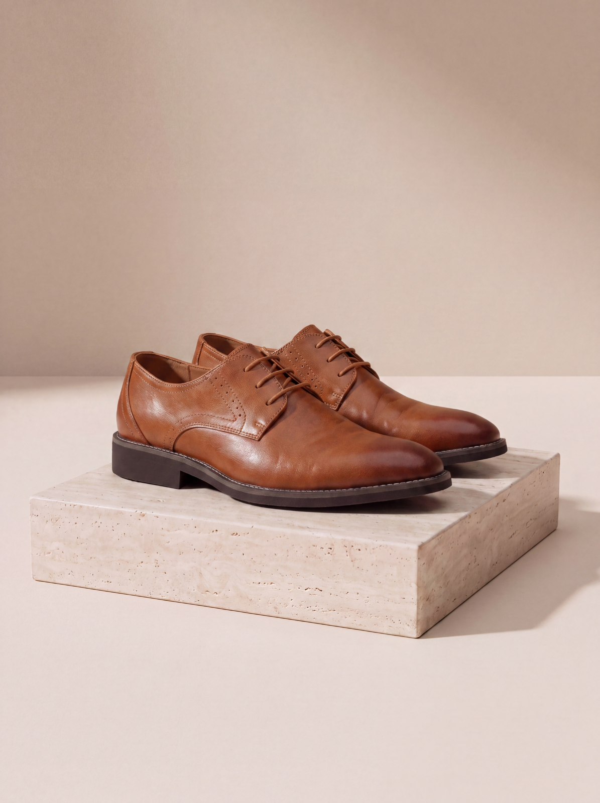 Leather Oxford shoes lace-up men