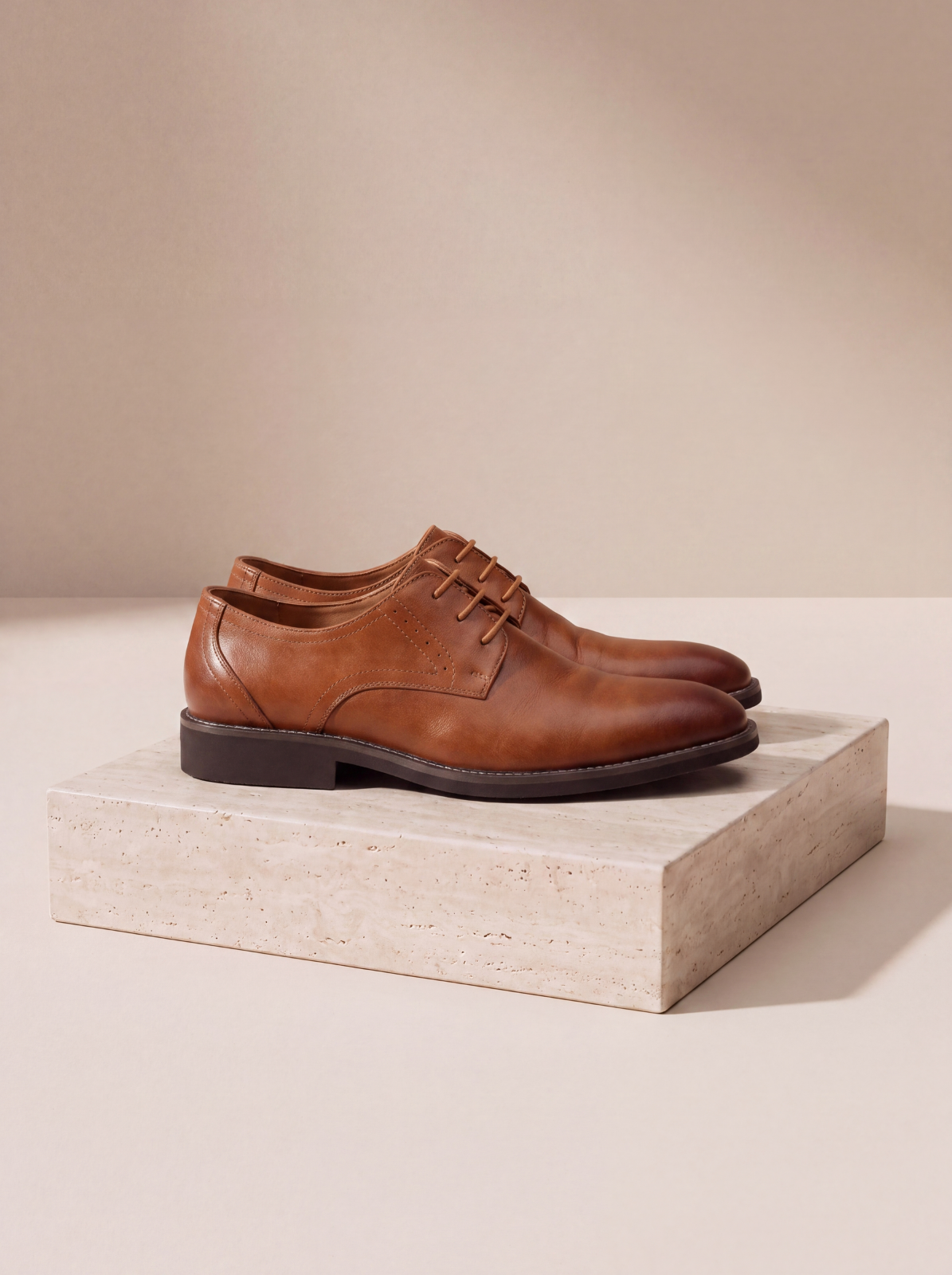 Men's leather lace-up Oxford shoes