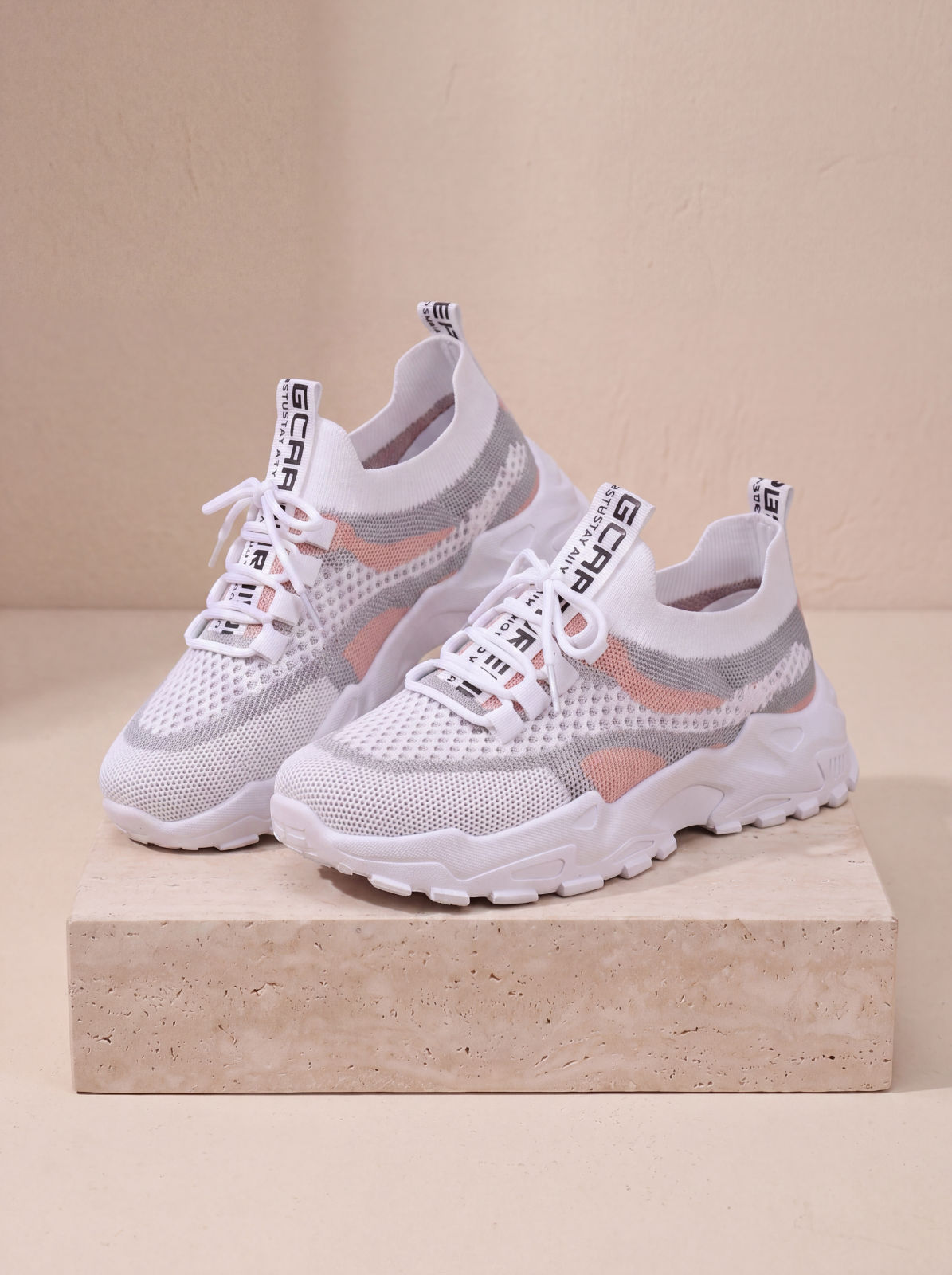 Women's casual fit thick sole trainers
