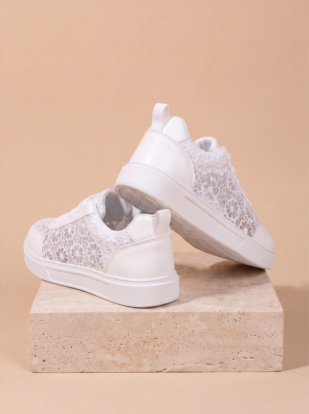 Mesh trainers for women