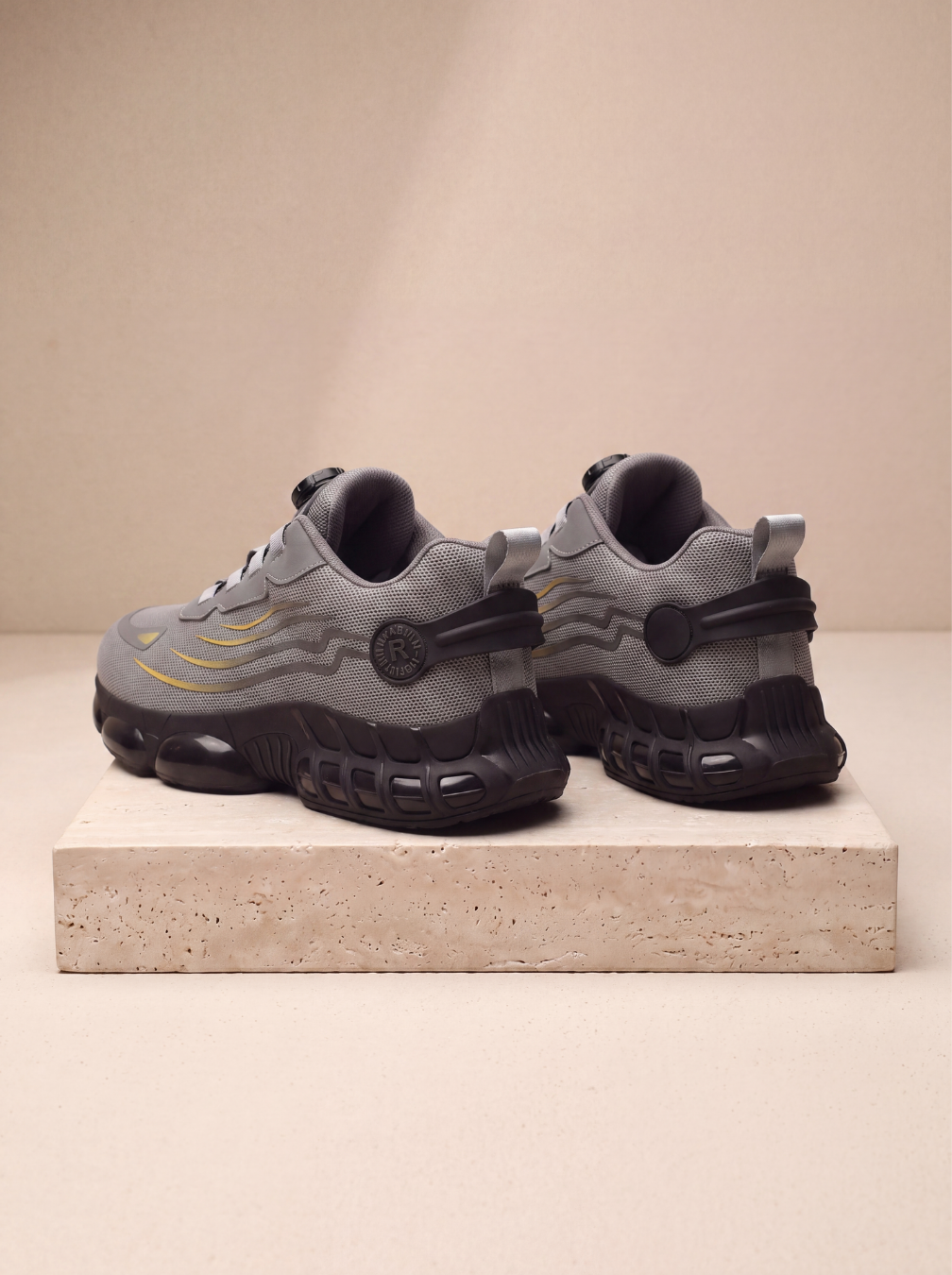 Mesh trainers for men