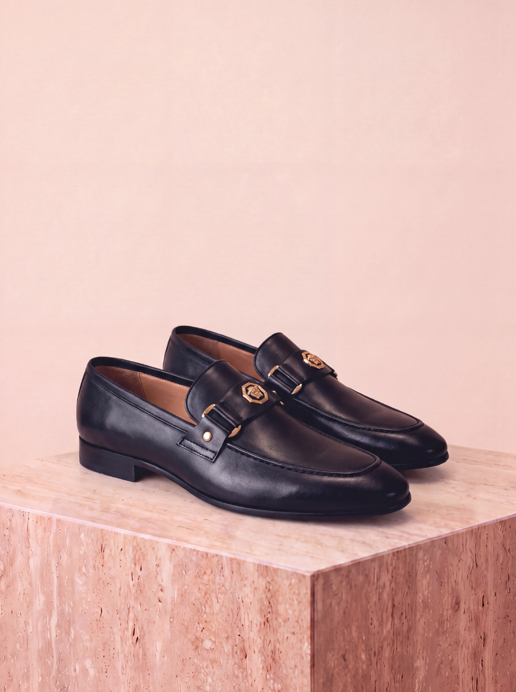 Men's casual slip-on shoes