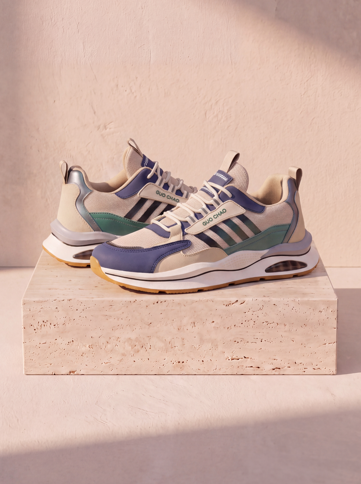 Men's sport trainers