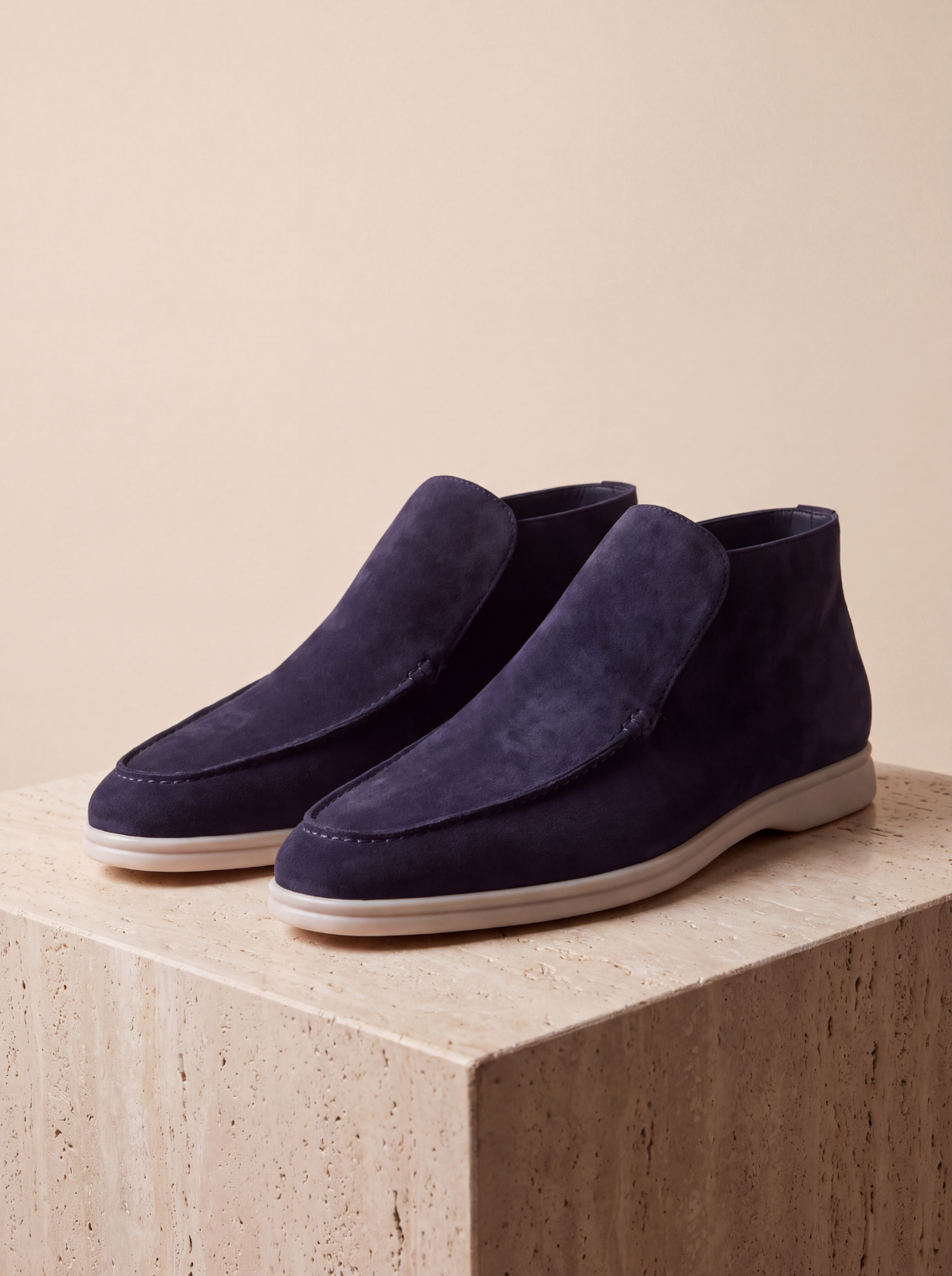 Men's suede trainers