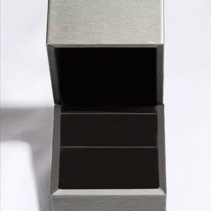 Bague élégante en argent pour femme