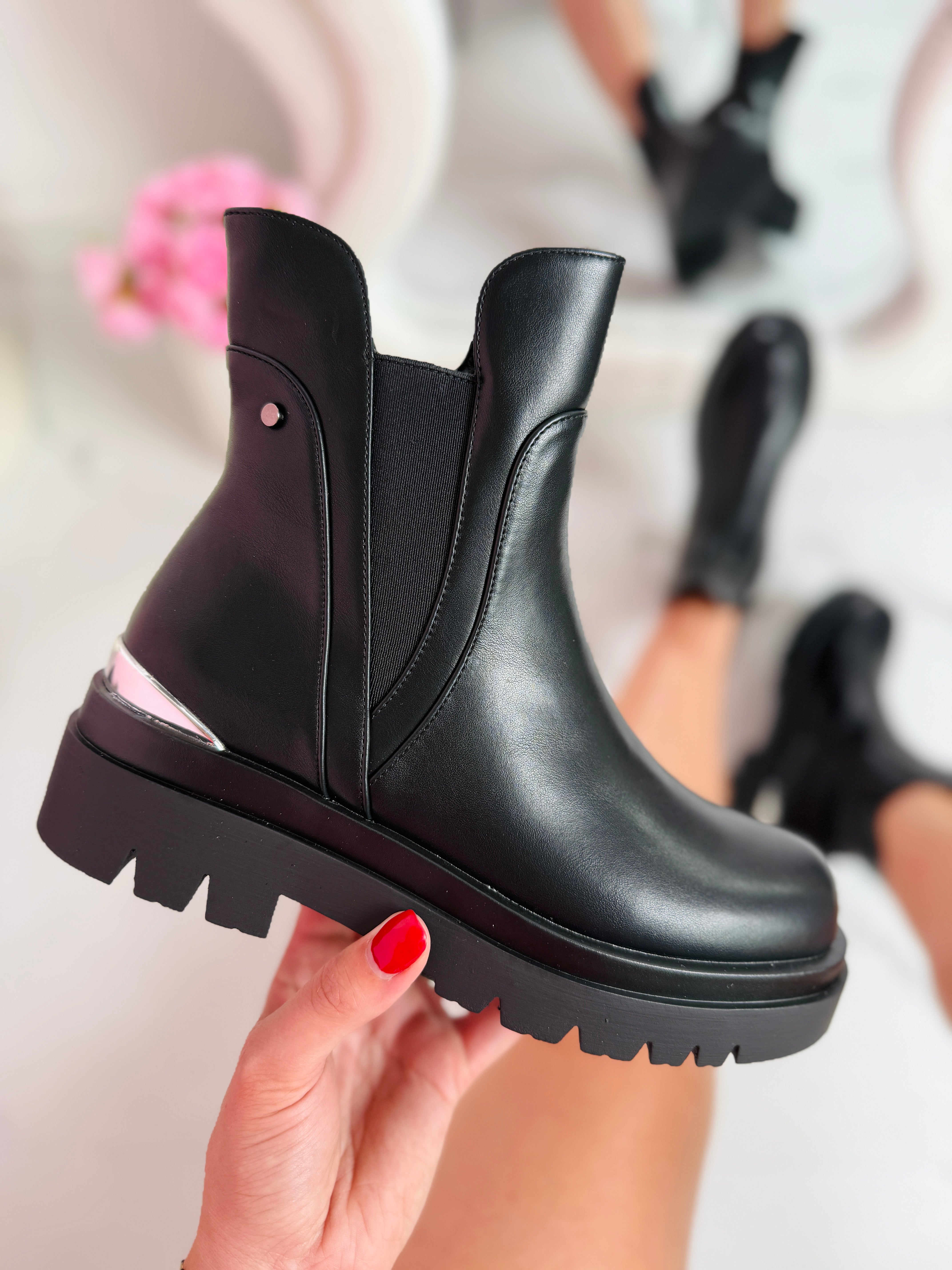 Bottes à Talons Noires Pour Femmes