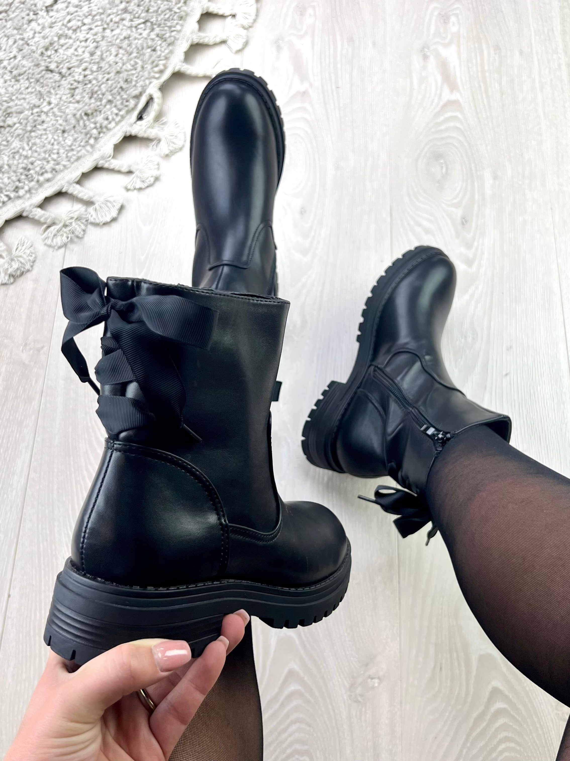Bottes noires pour femmes