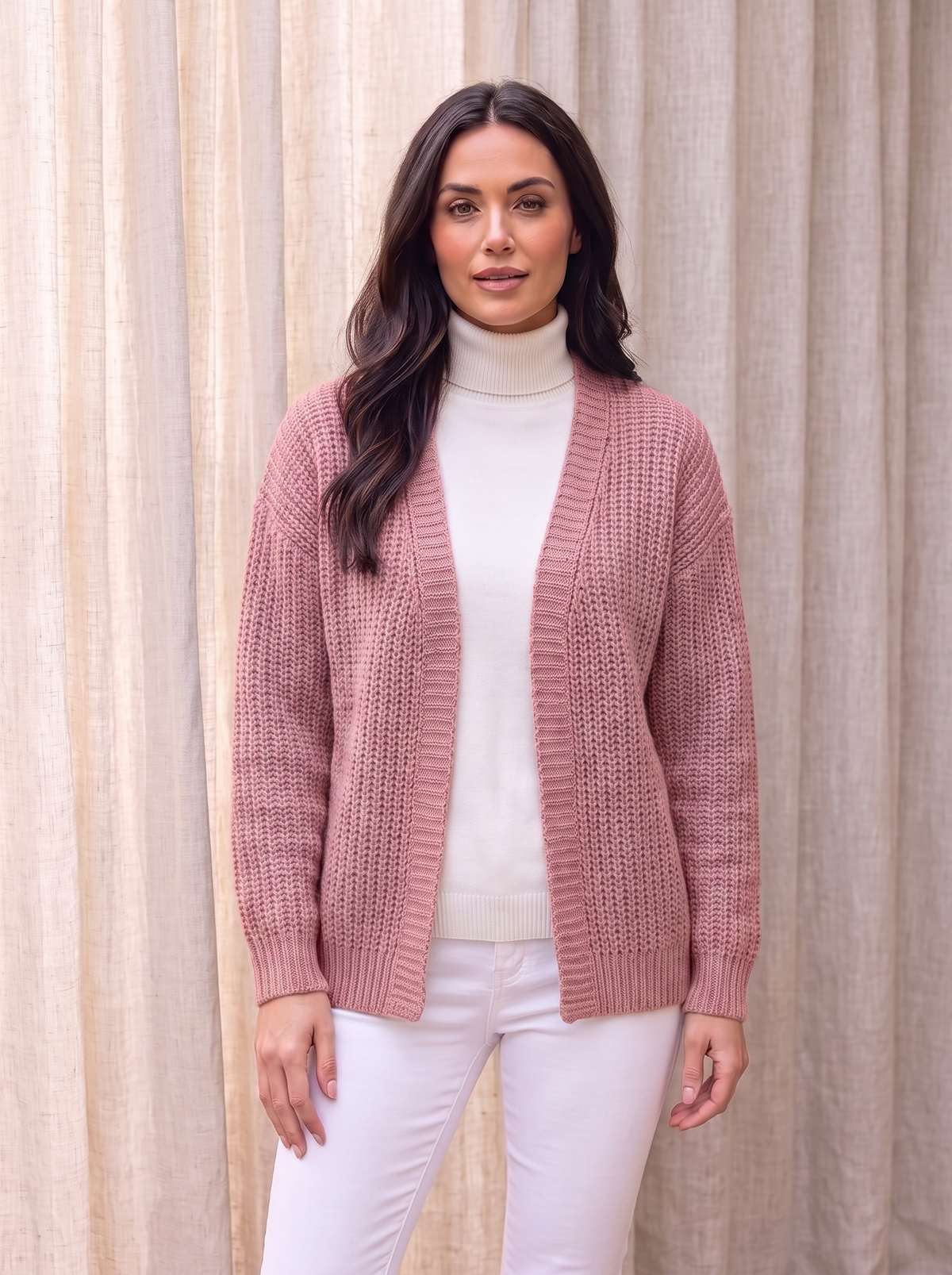 Women's knitted cardigan