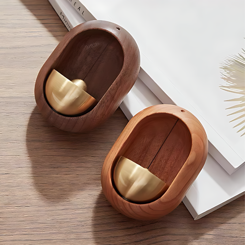 Carillons de Porte en Bois BellCharm avec Accent en Laiton