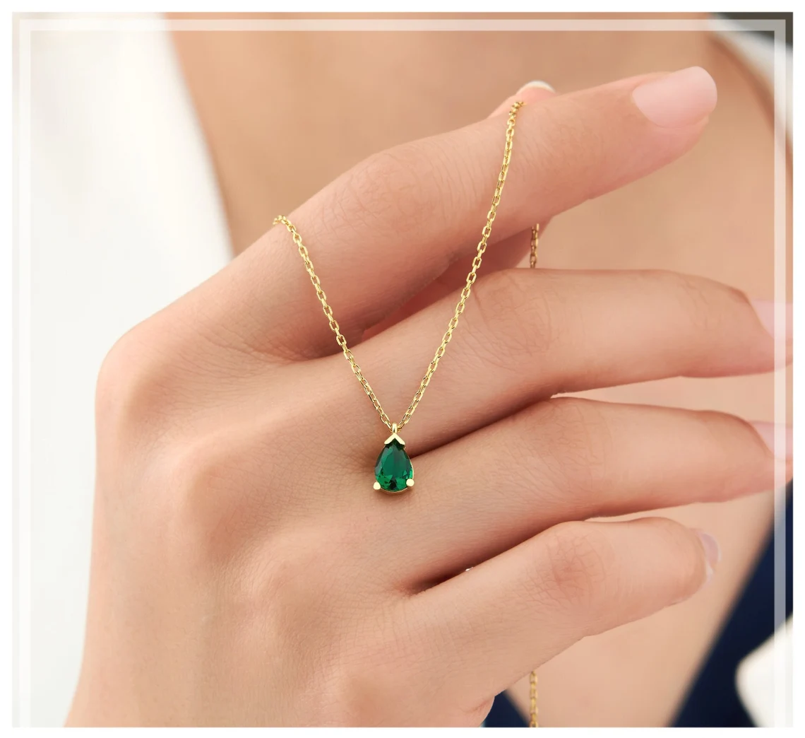 Collier Pendentif Goutte Femme