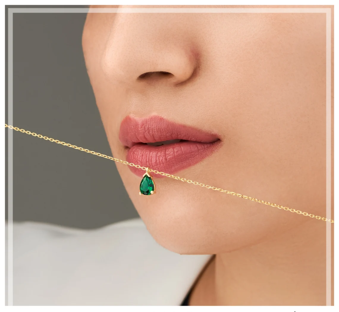 Collier Pendentif Goutte Femme