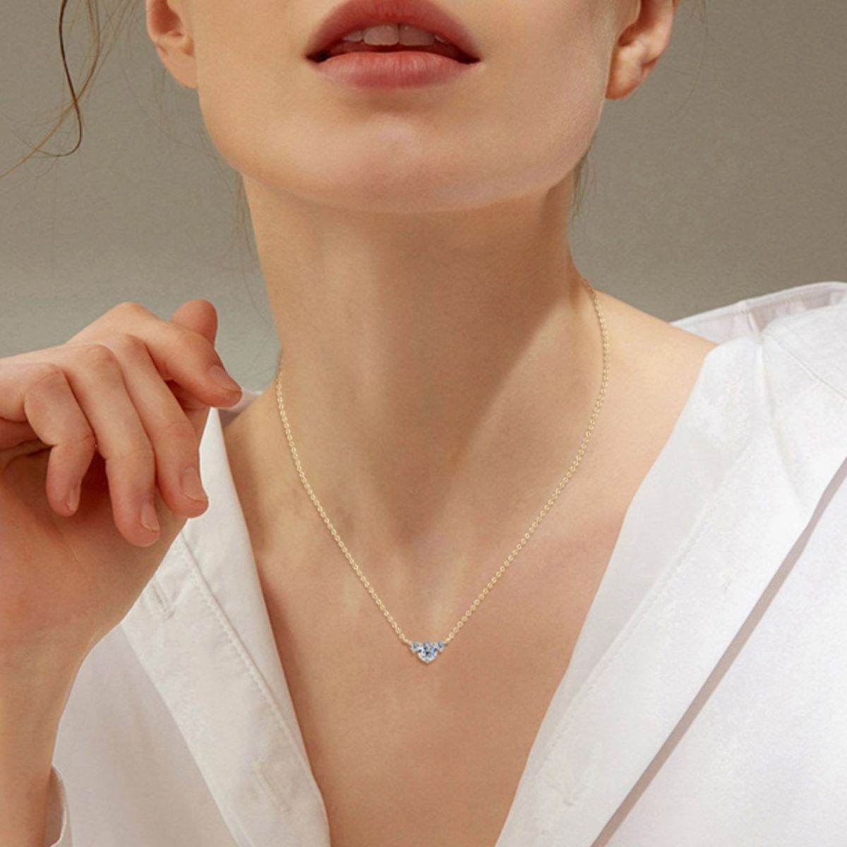 Collier Elégant Pour Femme
