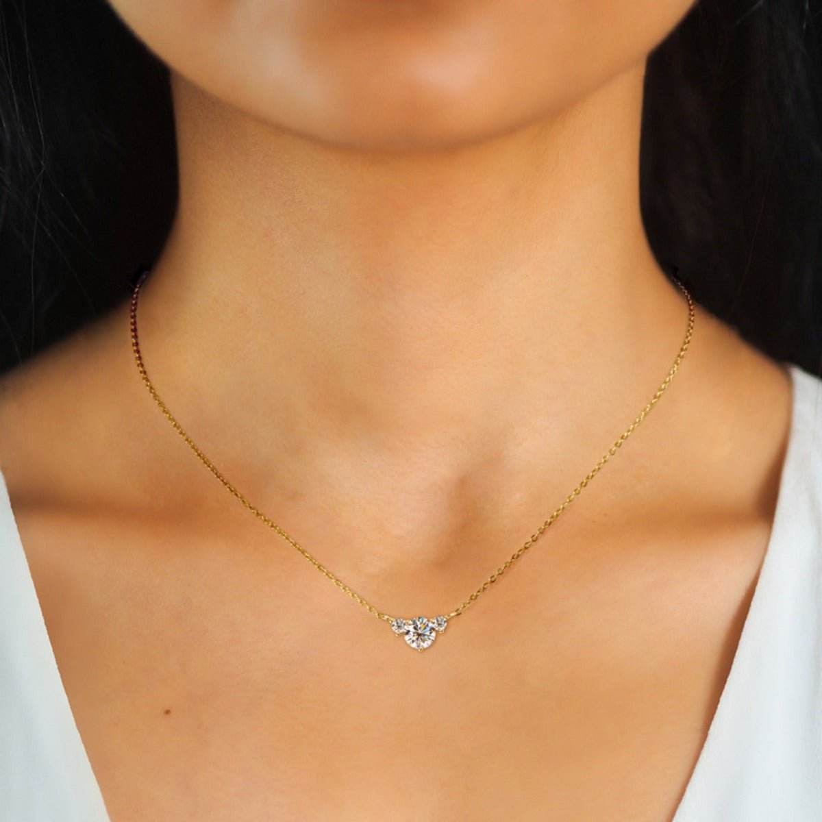 Collier Elégant Pour Femme