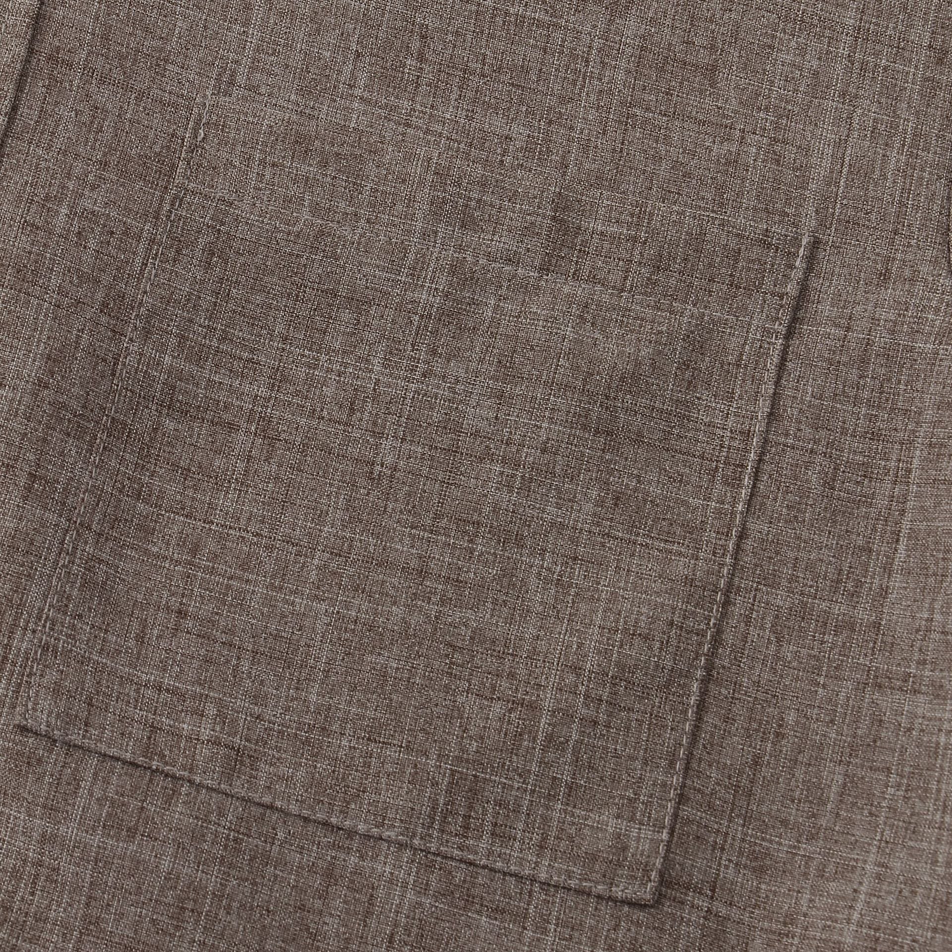 Relaxed fit cotton shirt for holidays and travel