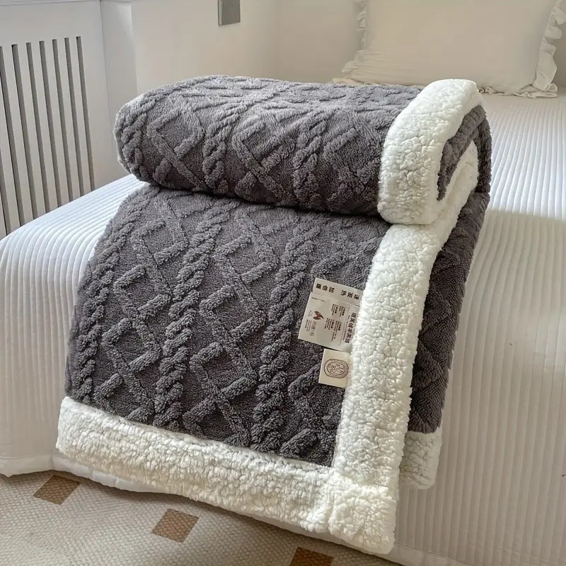 Couverture Tricotée en Peluche avec Bordure