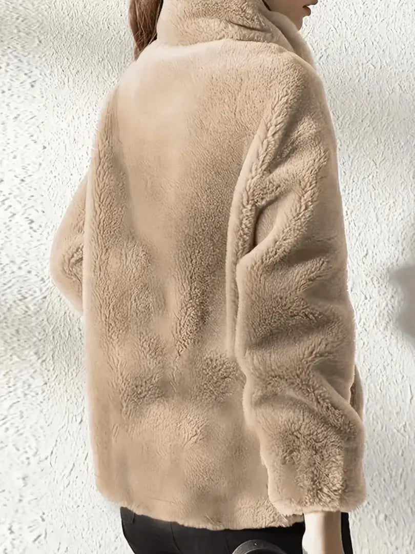 textured fleece outerwear with structured collar and side pockets