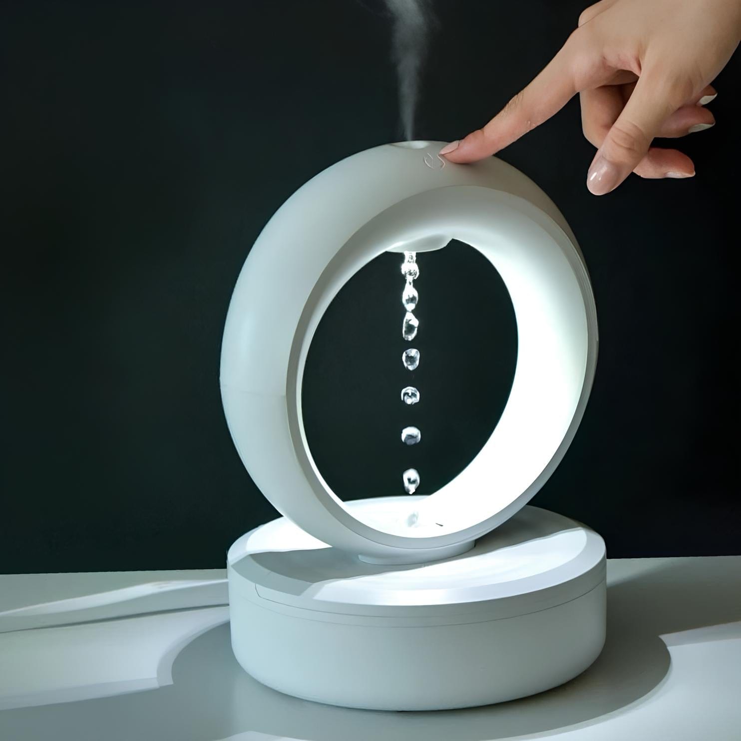 Humidificateur Ultrasonique à Goutte d’Eau en Lévitation avec Lumière LED