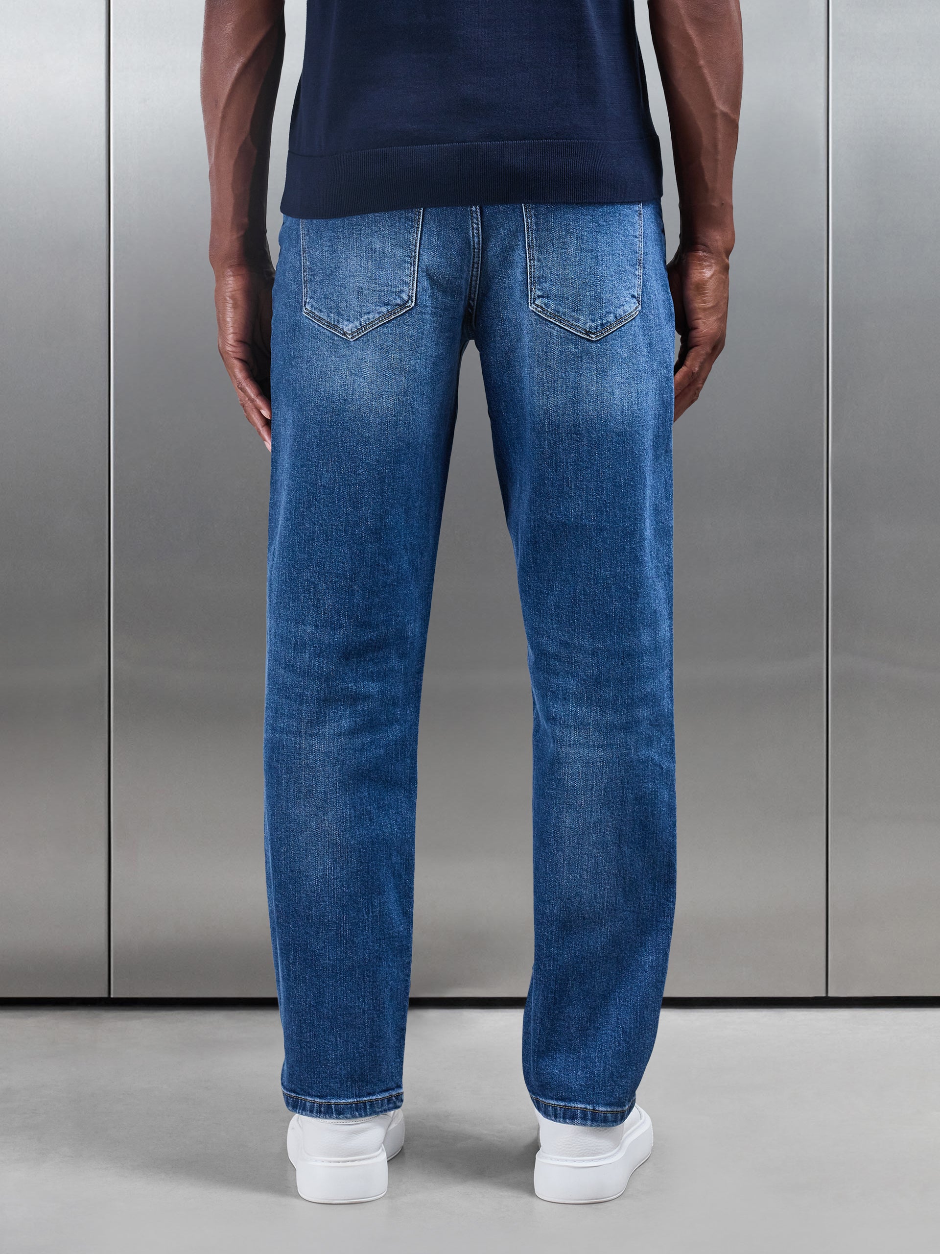 Jean Droit en Denim Bleu Mi-Bleu pour Homme