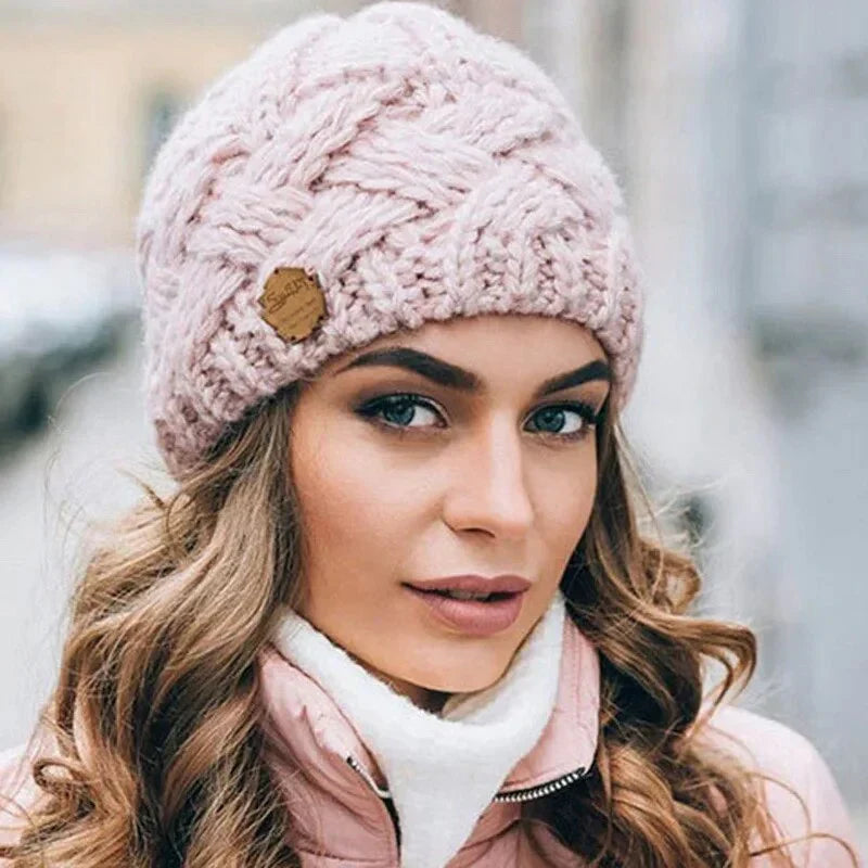 Bonnet Tricoté Torsadé Femme