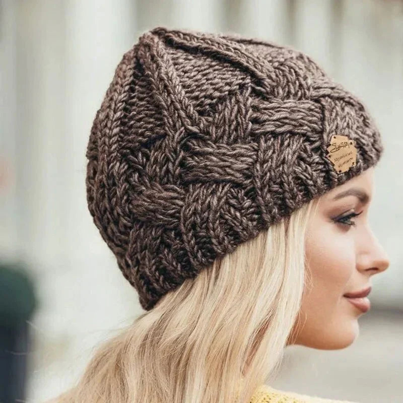 Bonnet Tricoté Torsadé Femme