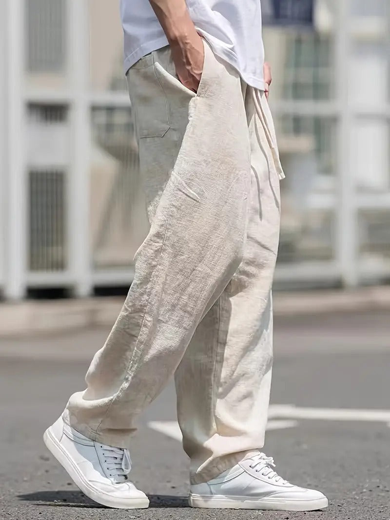 Cotton trousers with practical side pockets