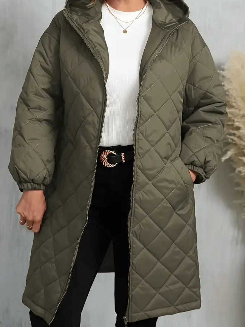 polyester winter puffer with diamond quilting and standing collar