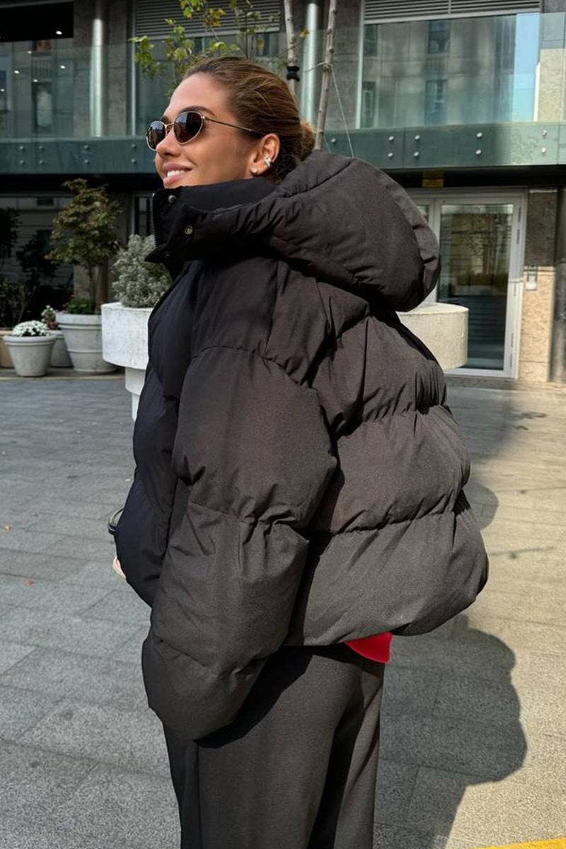 Quilted jacket rear silhouette relaxed cut women
