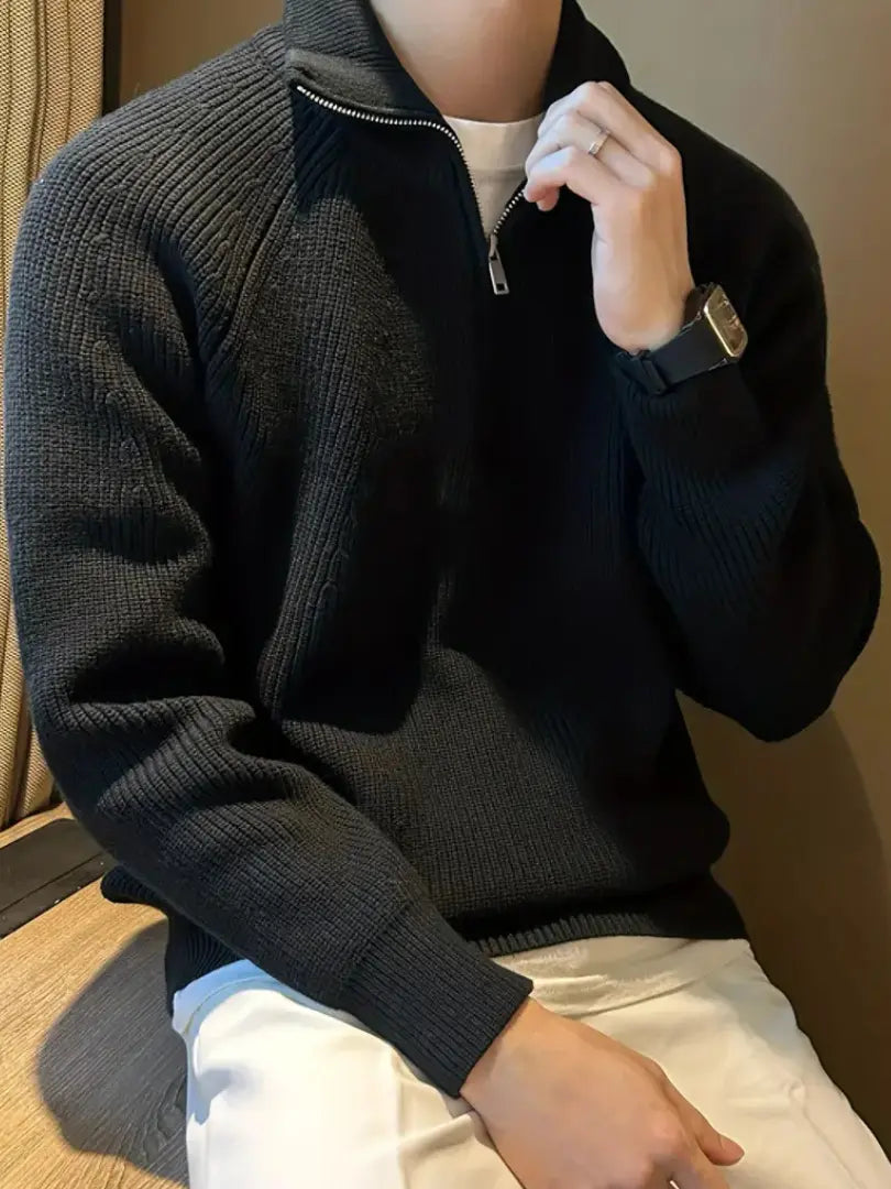 Half-zip knitted pullover in regular fit for casual occasions