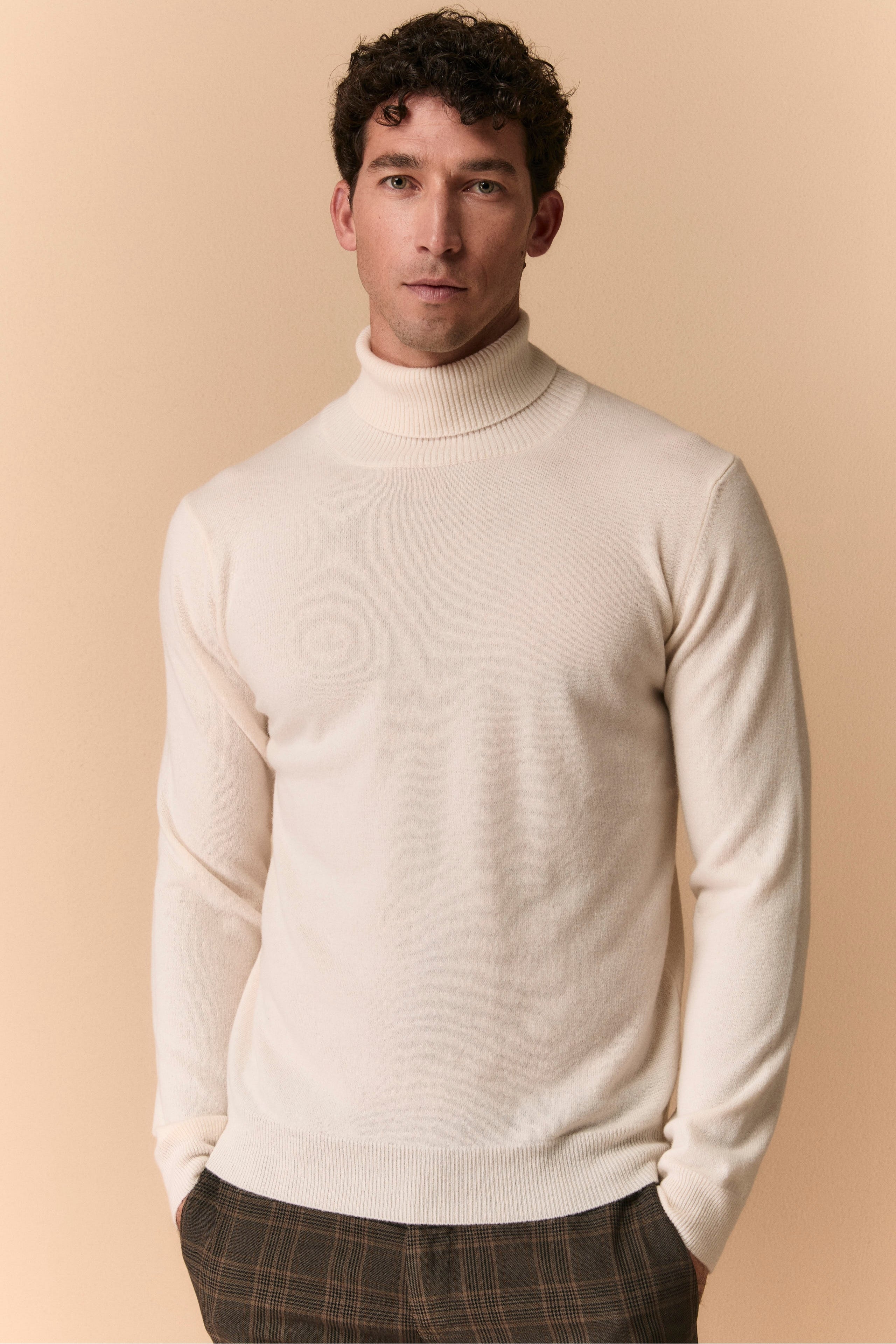 Pull à col roulé en maille homme