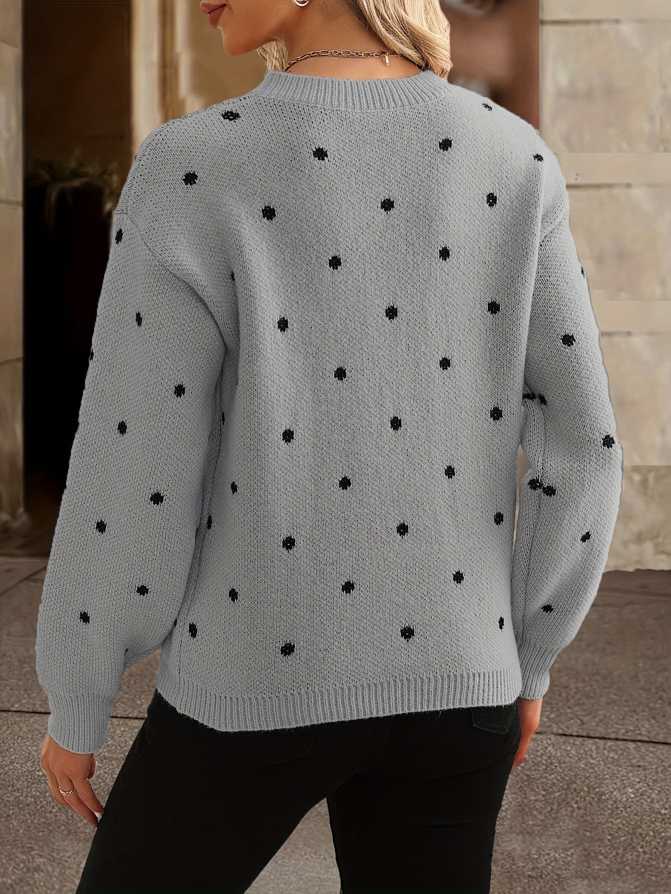 Pull à Motifs Discrets en Maille Femme