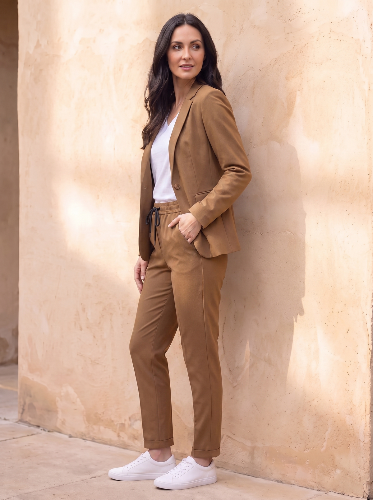 Women's woven blazer jogger set