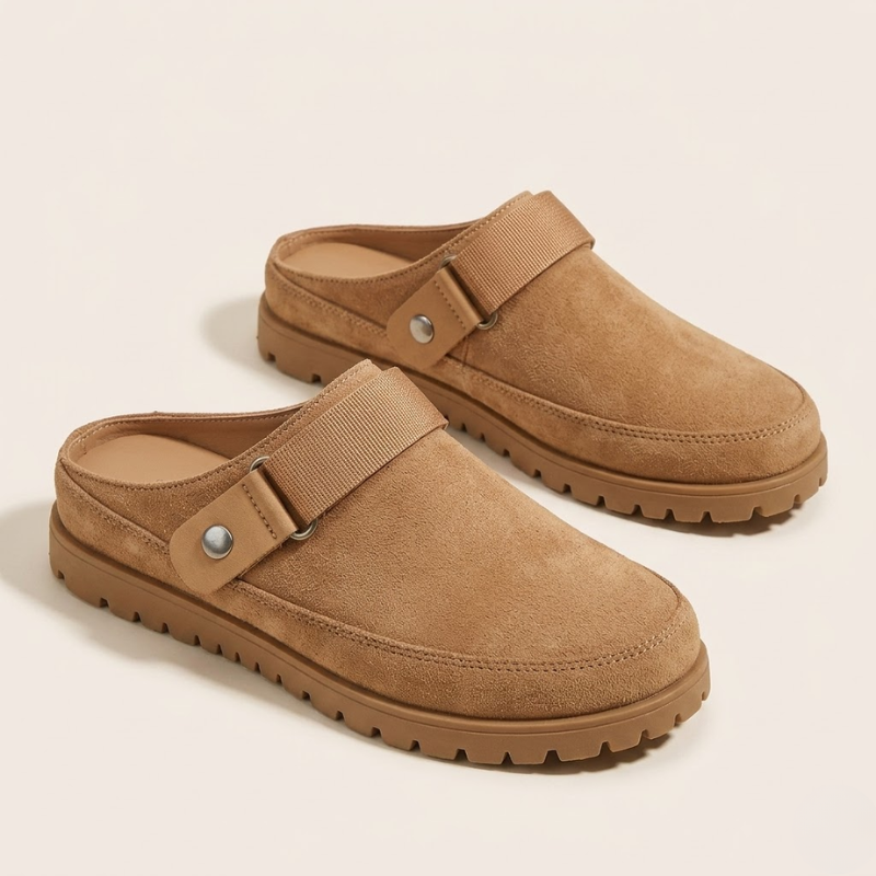 Regular fit clogs for everyday wear