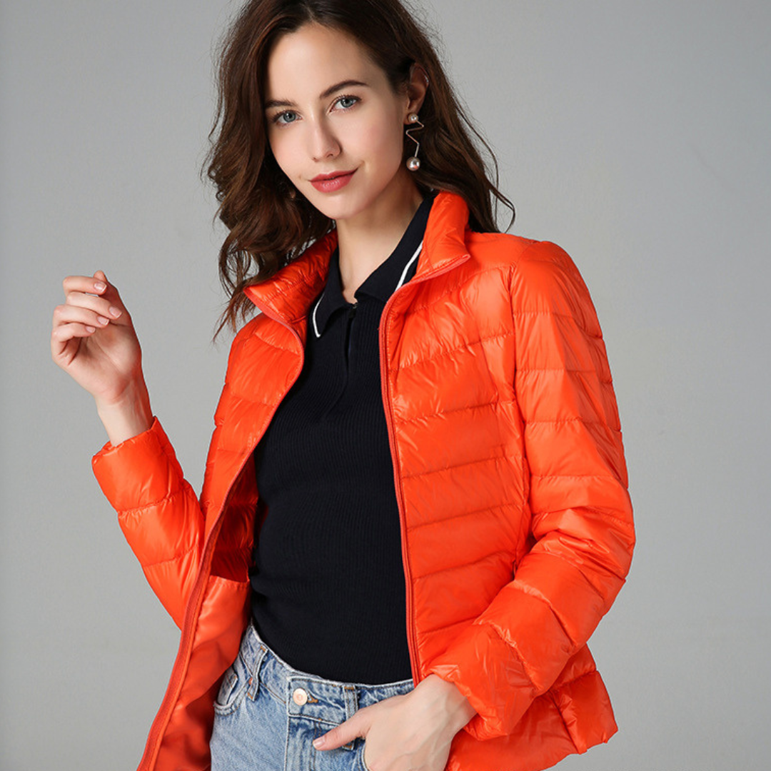 Lightweight puffer jacket with front zip slim fit for women